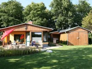 Comfortable holiday house near Lake Kummerow - Salem