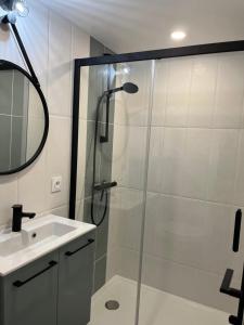 Appartements Studio cosy avec terrasse et acces piscine : photos des chambres