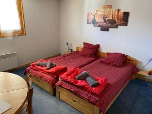 Chalets 5-bedroom Chalet with Sauna and stunning views : photos des chambres