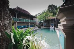 Ubu Villa Donolayan - 4 Bedrooms Villa in Yogyakarta - Balong
