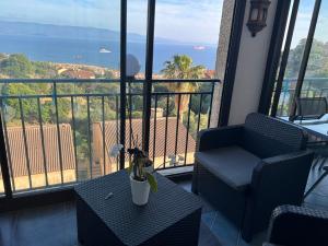 Duplex vue mer Sanguinaires Ajaccio 500 m plage à pieds 2 chambres 2 balcons Clim