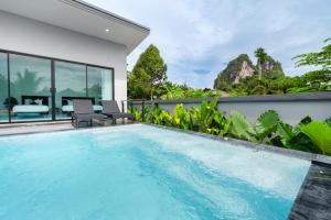 Sea Eagle Mountain private pool villa Aonang