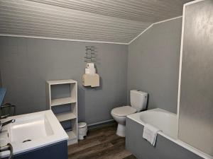 Hotels Hotel L'Oustalet : photos des chambres