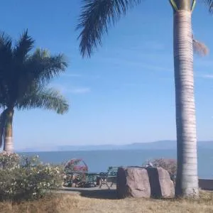 Villa by the Lake - San Luis Soyatlán