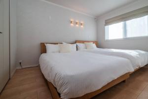 新屋 札幌市中心薄野車程5分 廁所x2 浴室x1 可停車2台 高速Wi-Fi 對街超商