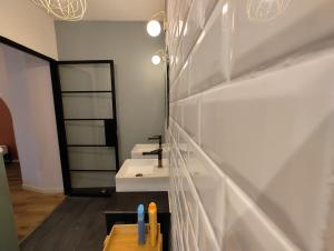 Appartements Charmant logement avec 2 chambres jusqu'a 6 voyageurs proche centre ville : photos des chambres
