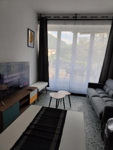 Appartements Charmant logement avec 2 chambres jusqu'a 6 voyageurs proche centre ville : photos des chambres