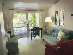 Lo Sceriffo delightful villa in dreamy garden