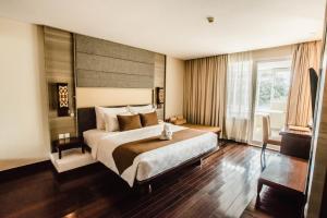 Phòng Suite (Suite Room)