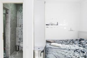 Cute 1 Room w AC 300 meters to Istiklal Street