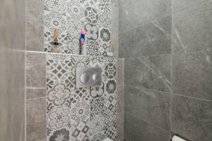 Cute 1 Room w AC 300 meters to Istiklal Street