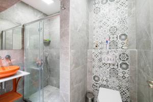 Cute 1 Room w AC 300 meters to Istiklal Street