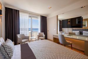 Standard Double Room with Side Sea View room in Porto Bello Hotel Resort & Spa