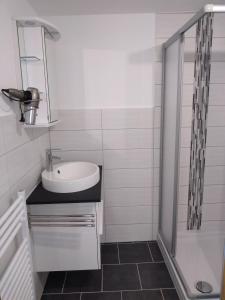 Fewo 3, Box-Bett, Terrasse Extra Zimmer m 1 Bett