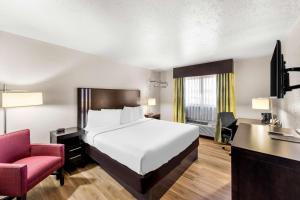 Americas Best Value Inn Marquette