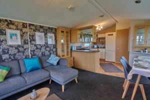 Luxury 2 Bed Static Caravan Willingham