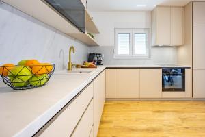 Apartment Makar Residence J