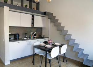 Cozy Loft next to Main Station