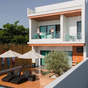 Touchwarin kohyor pool villa ธัชวารินเกาะยอพูลวิลล่า