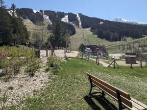 Appartements Studio 25m2, 5 pers, 30m des pistes, balcon sud : photos des chambres
