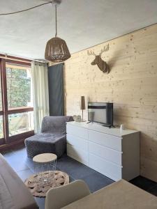 Studio 25m2, 5 pers, 30m des pistes, balcon sud