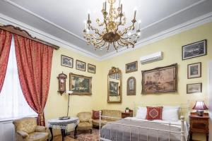 Astoria Central Apartments