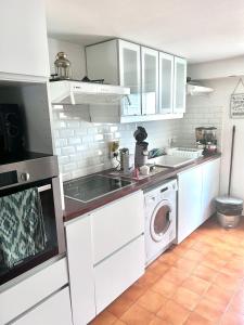 La Perle, proche Roissy CDG, Paris, Parc asterix, Disney