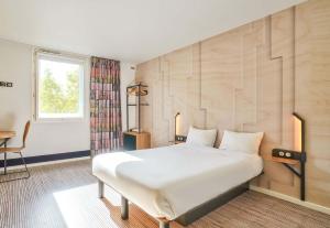 Hotels B&B HOTEL Paris Malakoff Parc des Expositions : photos des chambres