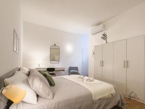 New Modern Apt - Treni 10min - Hiper WiFi - AC