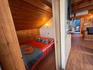 Apartment Ana with a Charming Jacuzzi near Marija Bistrica
