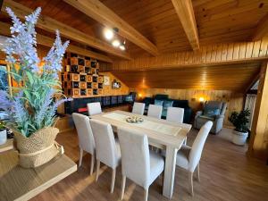 Apartment Ana with a Charming Jacuzzi near Marija Bistrica