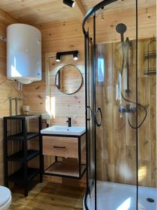 Swojskie Chatki - Rybacka Chatka