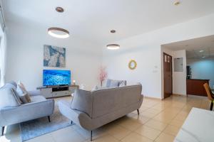 RH- Walk to JBR beach & Tram, Comfortable 02BR