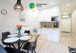 Jäkälätie Apartments by Hiekka Booking