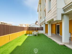 Green Oasis Apartment img16