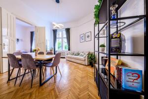 Sunny Apartment on the Buda side