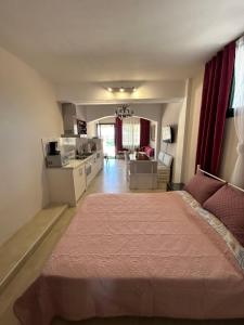 Sunrise & Sunset apartments