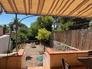 Maison Boulouris avec jardin, bord de mer et plage - 海滨布洛瑞