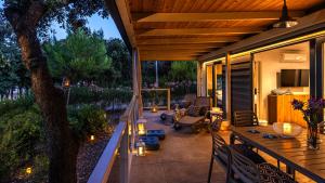 Mobile Homes Lopari
