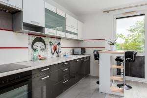 Malczewskiego Chic Studio by BookingHost