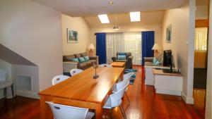 Oystercatcher at Raffertys Resort- family villa