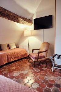 Hotels Hostellerie de la Tour d'Auxois : photos des chambres