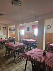 Črnuški dom na Mali planini