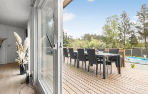 Amazing Home In Ebeltoft With Wifi