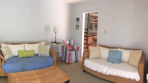 Sunidaze House Beachside by HolidayCo