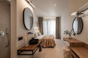 Enigma Rooms - 100m from Alykes beach, by ZanteWize