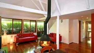 Frangipani Beach House - Macmasters Beach