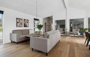 Pet Friendly Home In Ålbæk With Sauna