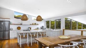 Oceano Escape by HolidayCo