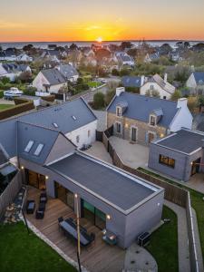 NOUVEAUTE!!! Villa en bord de mer avec piscine intérieure!